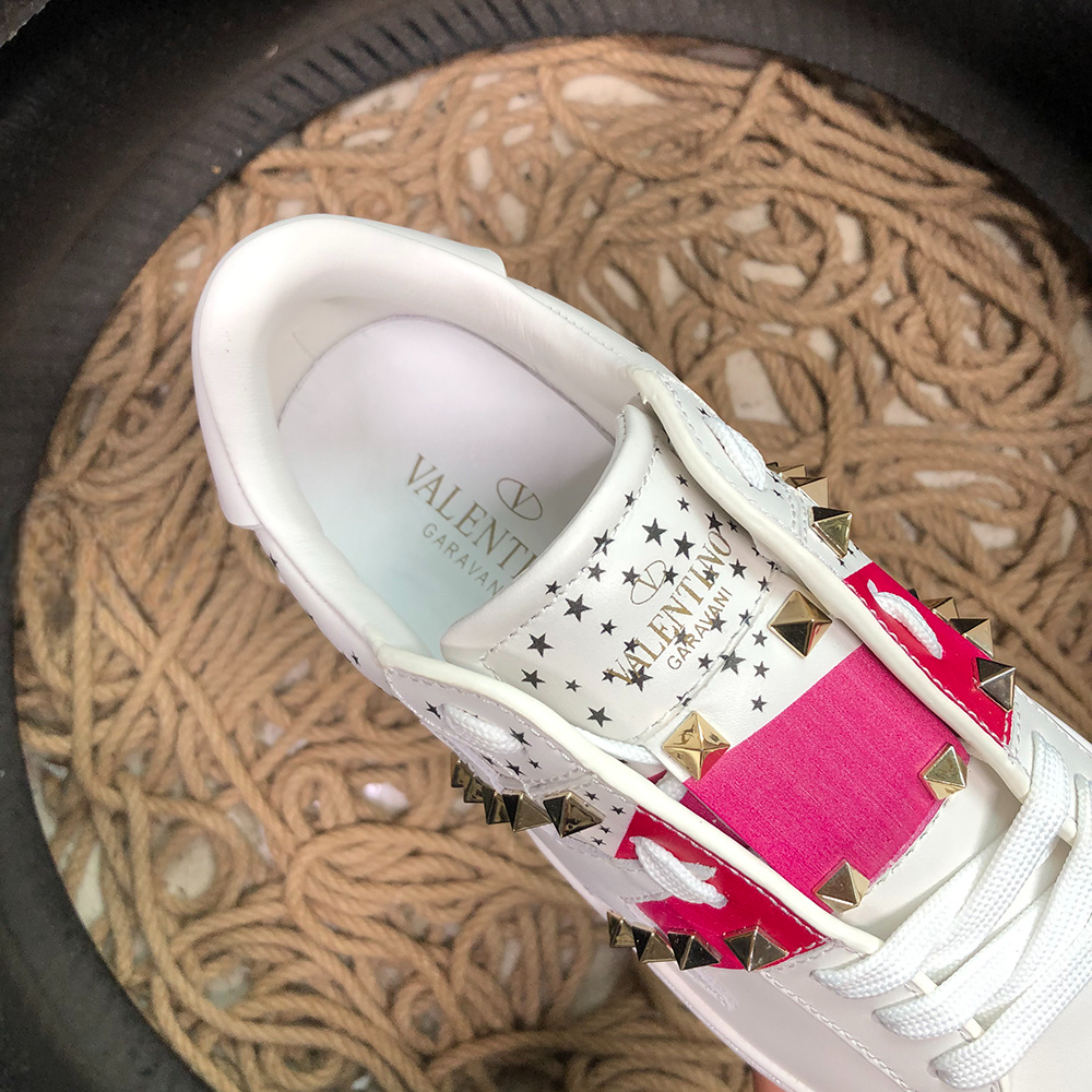 Valentino Rockstud Roz Stars Pantofi sport - prezentare produs
