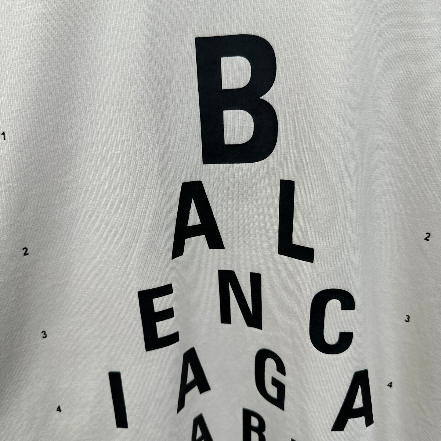 Balenciaga T Cămașă Exclusive - prezentare produs