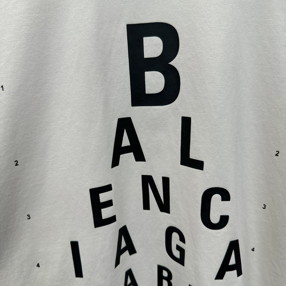 Balenciaga T Cămașă Exclusive - prezentare produs
