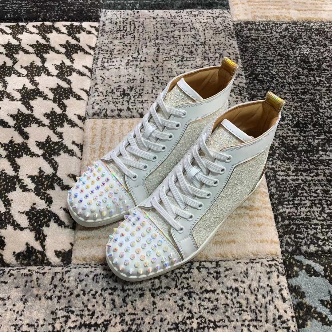 Christian Louboutin Alb Diamonds Spikes High - prezentare produs