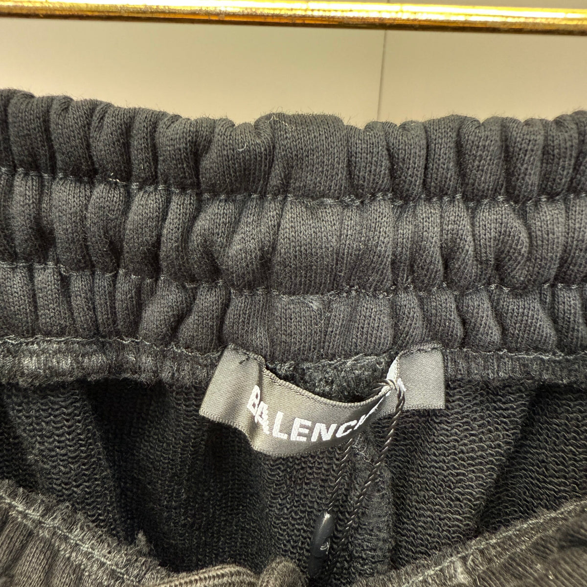 Balenciaga T Cămașă Exclusive - prezentare produs