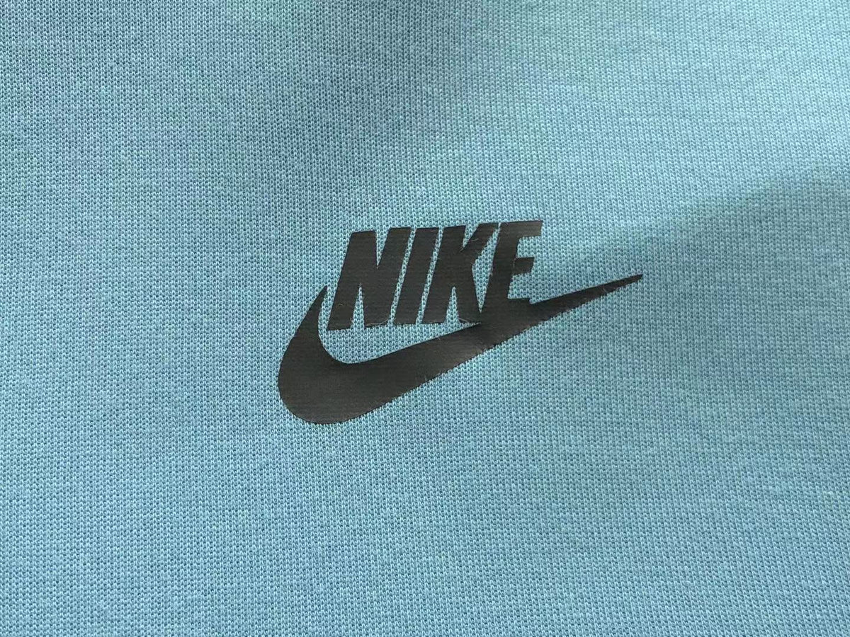 Nike Tech Fleece Albastru Alb Fleece - prezentare produs