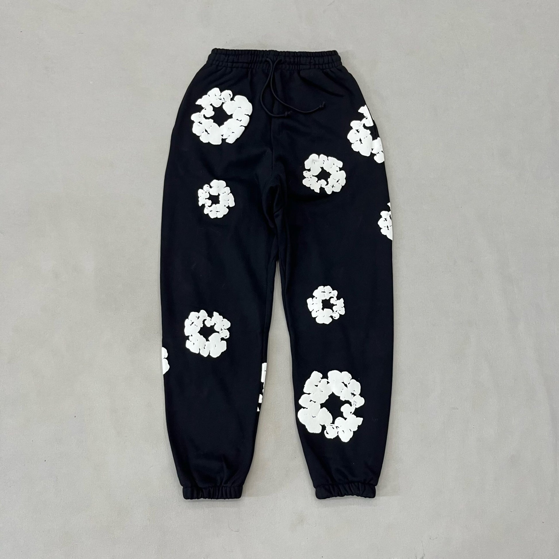 Denim Tears Sweatpants All Colors Price For One Trousers - prezentare produs