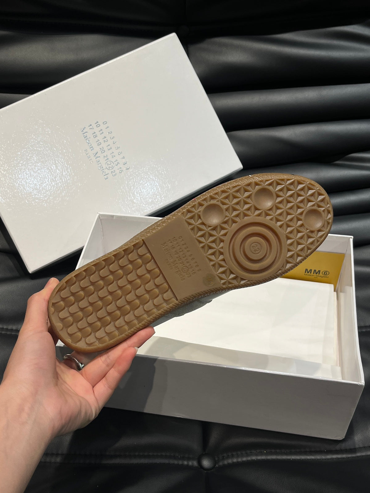 Maison Margiela Trainers Painted - prezentare produs