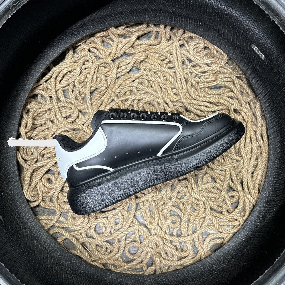 Alexander McQueen Negru Alb Pantofi sport - prezentare produs