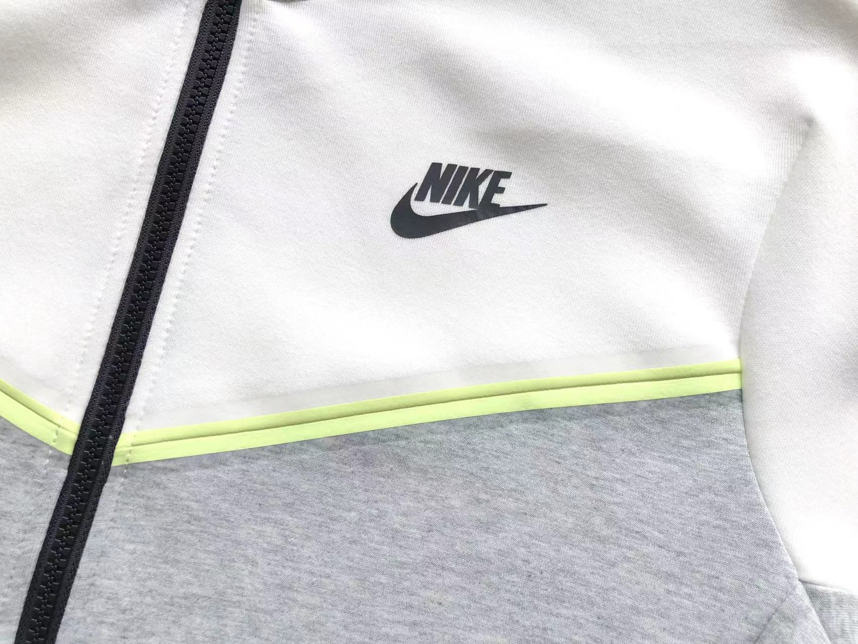 Nike Tech Fleece Alb Gri Fleece - prezentare produs