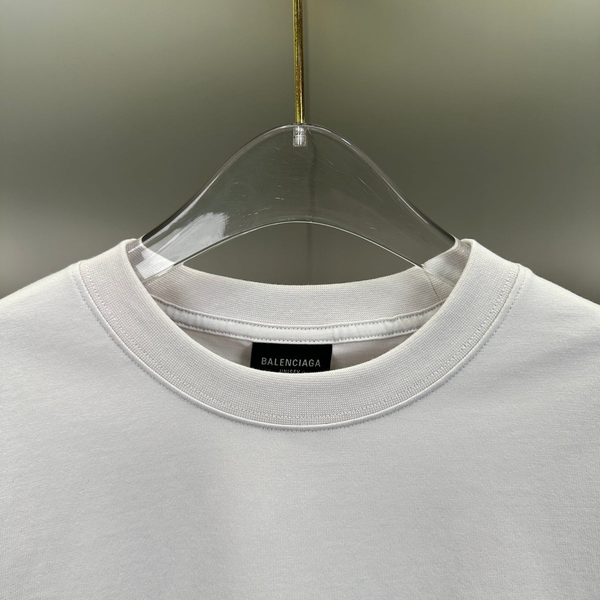 Balenciaga T Cămașă Exclusive - prezentare produs