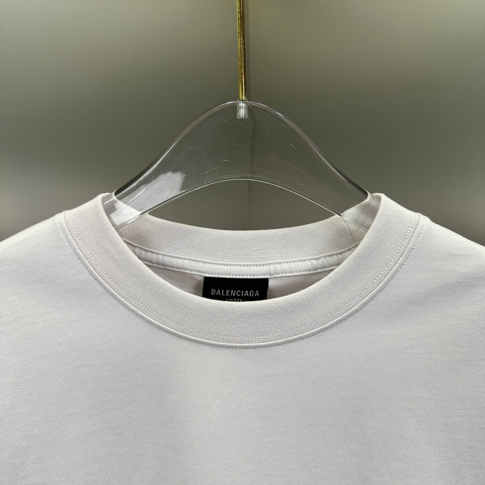 Balenciaga T Cămașă Exclusive - prezentare produs