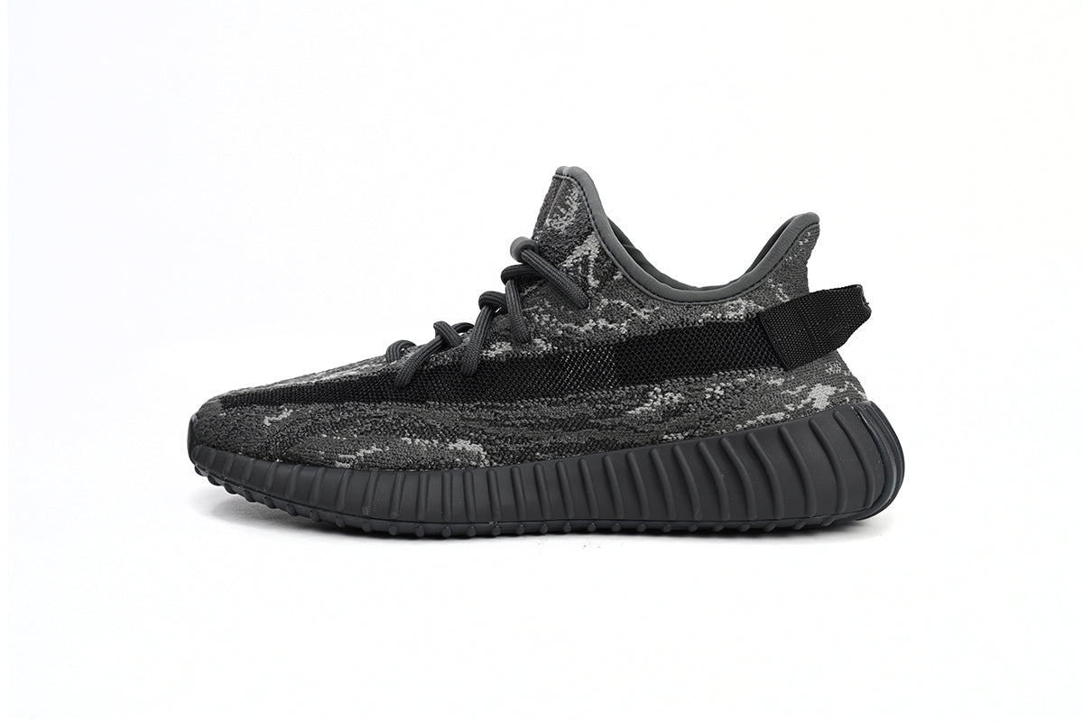 Adidas Yeezy 350 V2 Închis Salt - prezentare produs