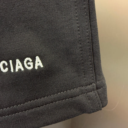 Balenciaga Short Exclusive Clothing - prezentare produs
