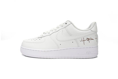 Nike Air Force Triple Alb Utopia Travis Scott Clothing - prezentare produs