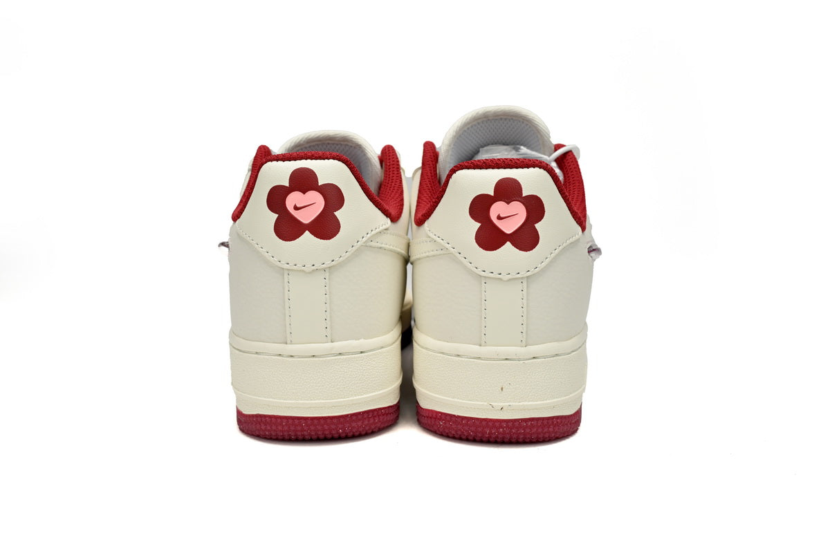 Nike Air Force Low Valentine - prezentare produs