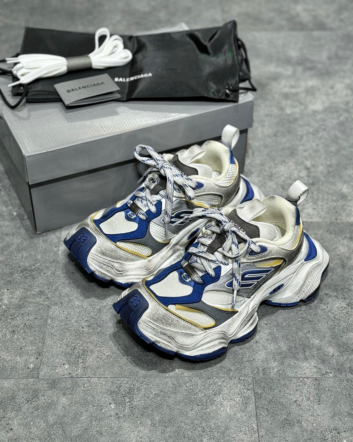 Balenciaga Cargo Albastru Gri - prezentare produs