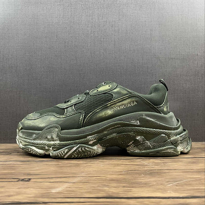 Balenciaga Triple S Army - prezentare produs