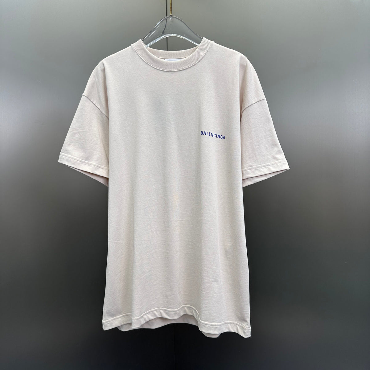 Balenciaga Tricou Exclusive - prezentare produs