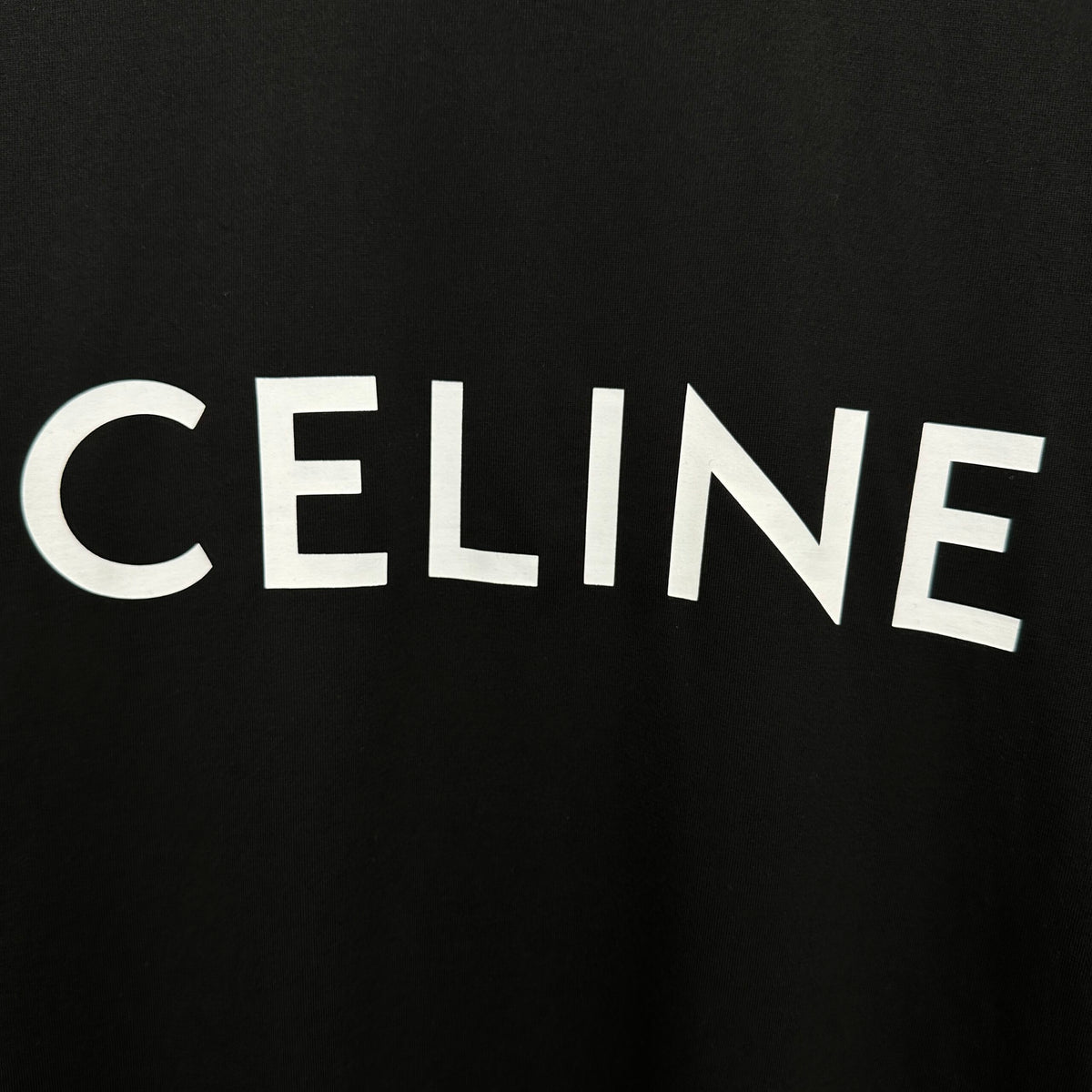Celine T Cămașă Exclusive - prezentare produs