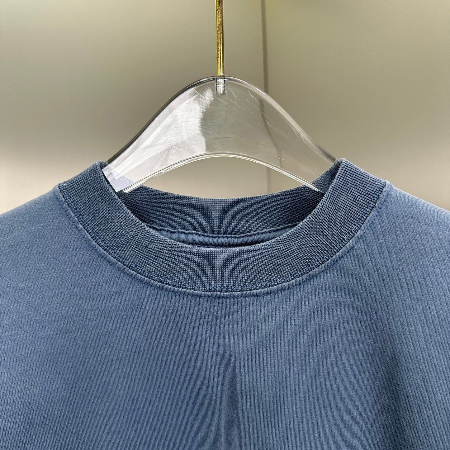 Balenciaga T Cămașă Exclusive - prezentare produs