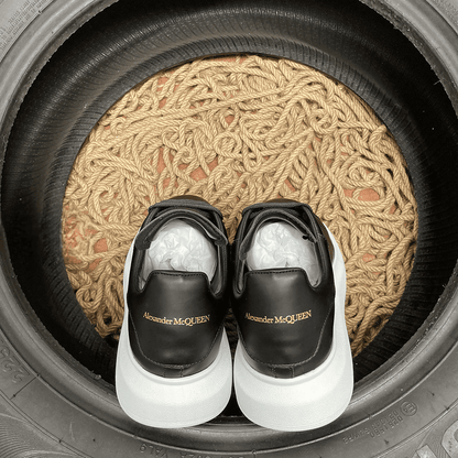 Alexander McQueen Negru Alb Pantofi sport - prezentare produs