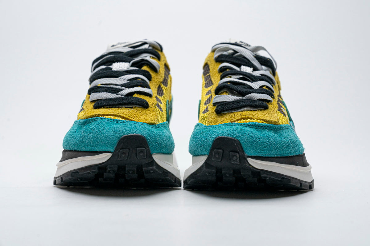 Sacai X Nike Pegasus Vaporfly Villain Galben Verde - prezentare produs