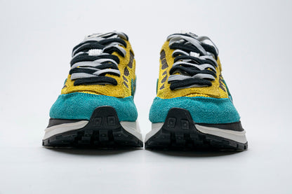 Sacai X Nike Pegasus Vaporfly Villain Galben Verde - prezentare produs