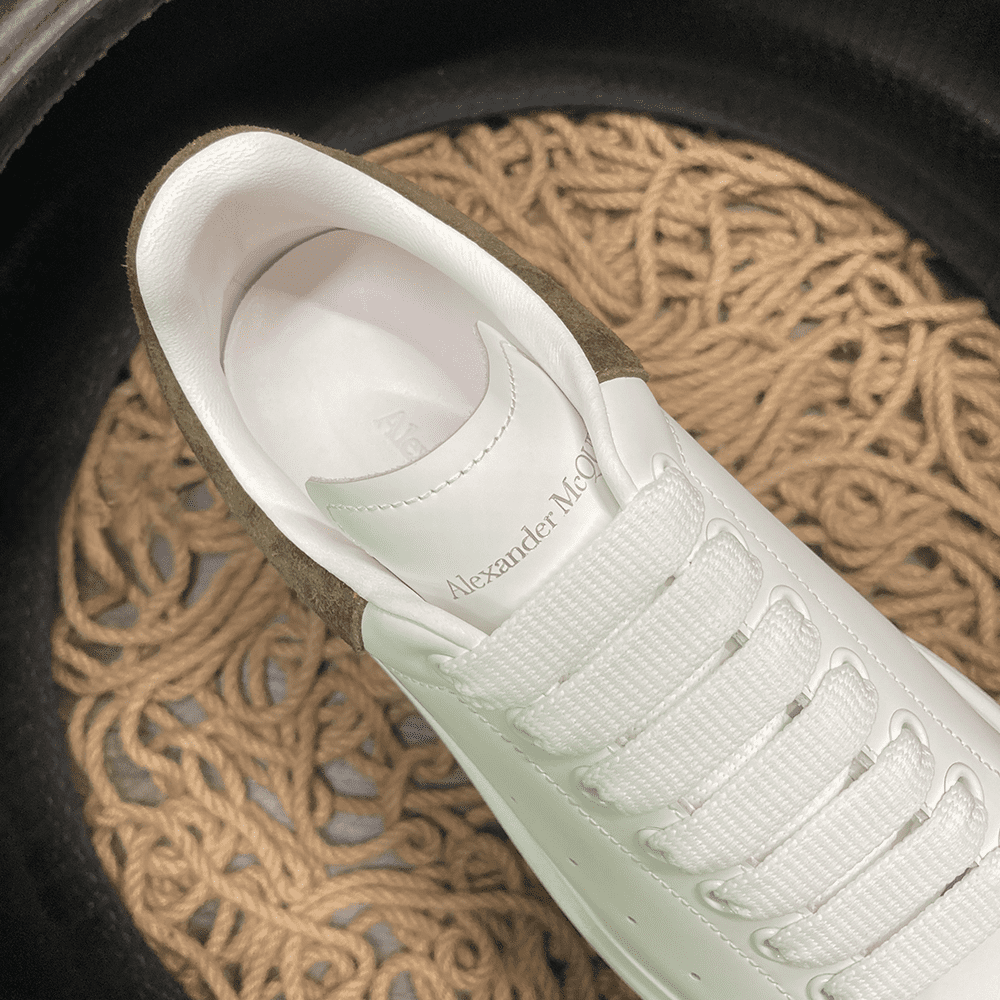 Alexander McQueen Alb Maro Pantofi sport - prezentare produs