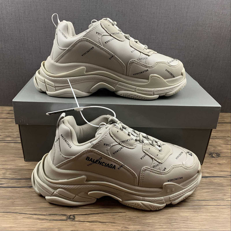 Balenciaga Triple S Bej - prezentare produs