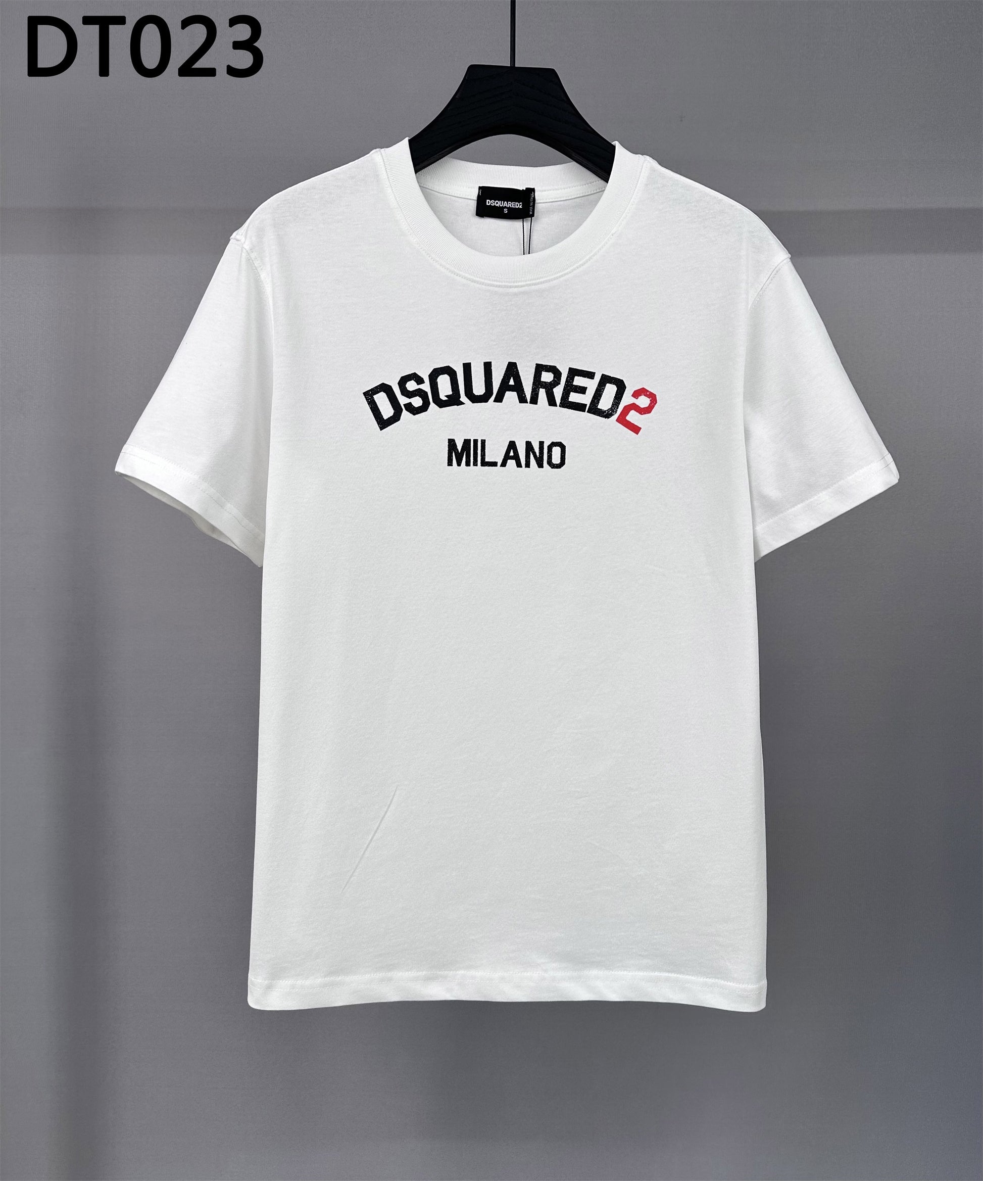 Dsquared2 T Cămașă Dt023 - prezentare produs