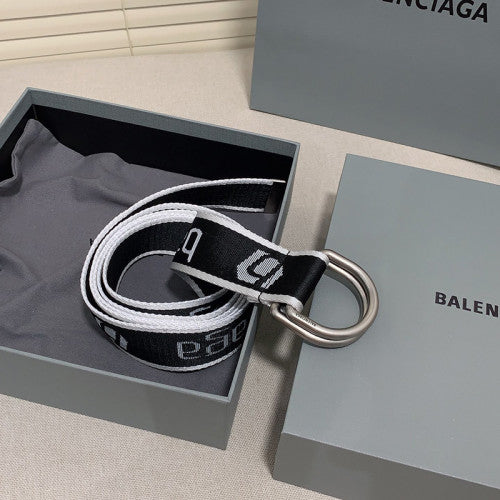 Balenciaga Curea - prezentare produs