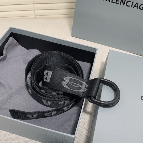 Balenciaga Curea - prezentare produs