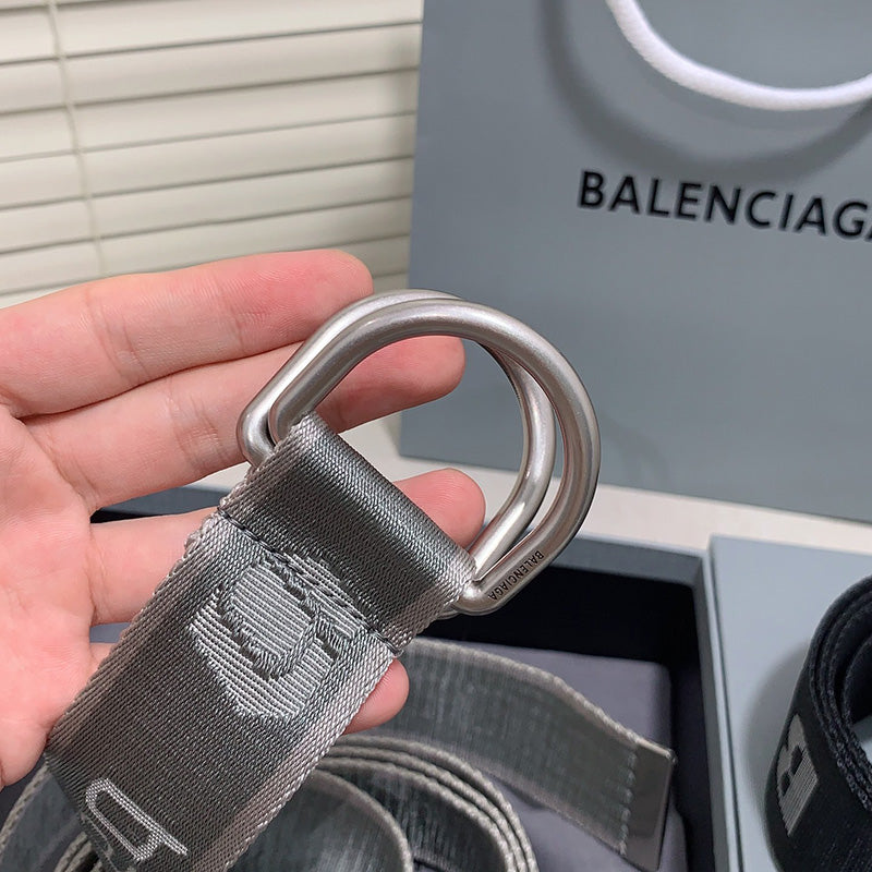 Balenciaga Curea - prezentare produs