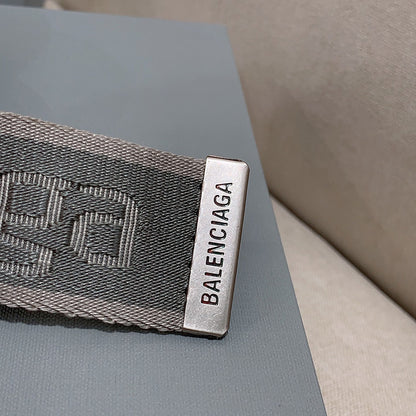 Balenciaga Curea - prezentare produs