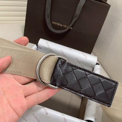 Bottega Veneta Curea - prezentare produs