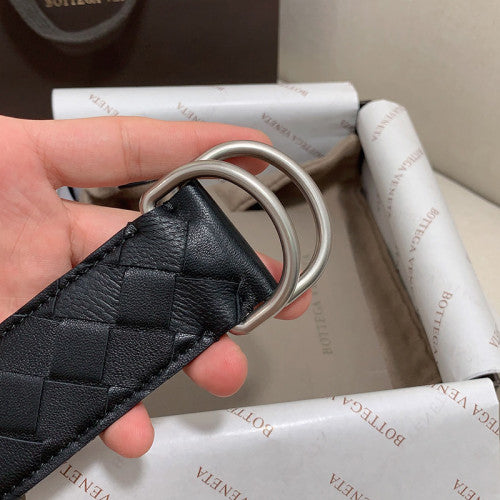 Bottega Veneta Curea - prezentare produs