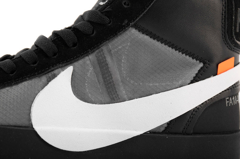 Off Alb X Nike Blazer Negru Pantofi sport - prezentare produs