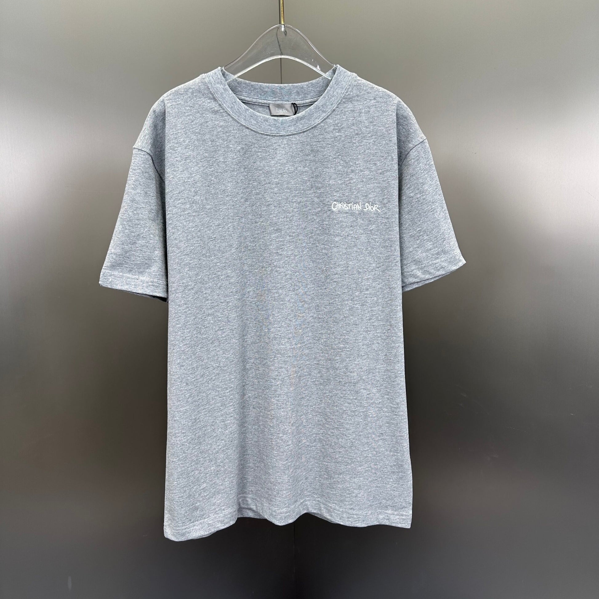 Dior Tricou Exclusive - prezentare produs