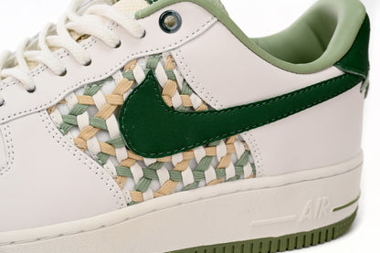 Nike Air Force Low Pale Fildeș Verde - prezentare produs