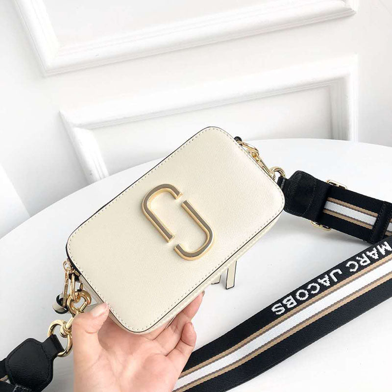 Marc Jacobs Geantă - prezentare produs