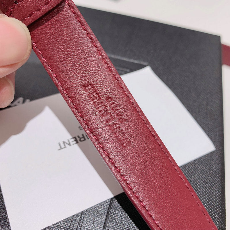 Yves Saint Laurent Curea - prezentare produs