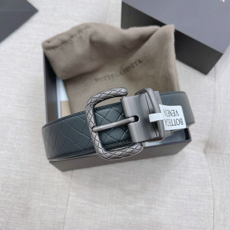 Bottega Veneta Curea - prezentare produs