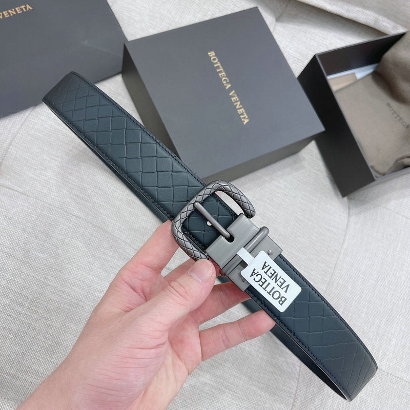 Bottega Veneta Curea - prezentare produs