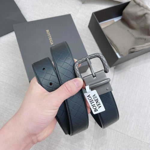 Bottega Veneta Curea - prezentare produs