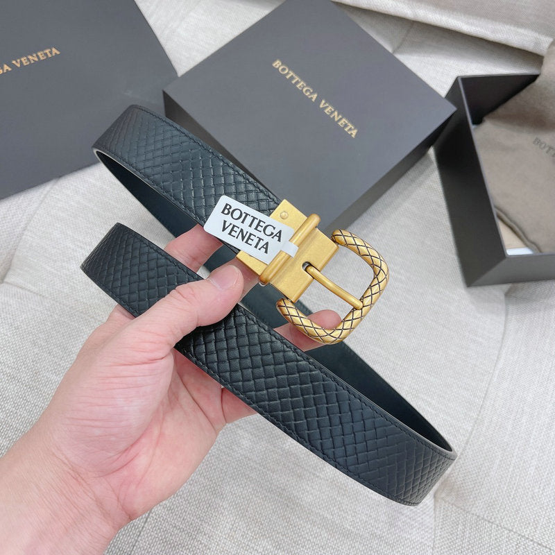Bottega Veneta Curea - prezentare produs