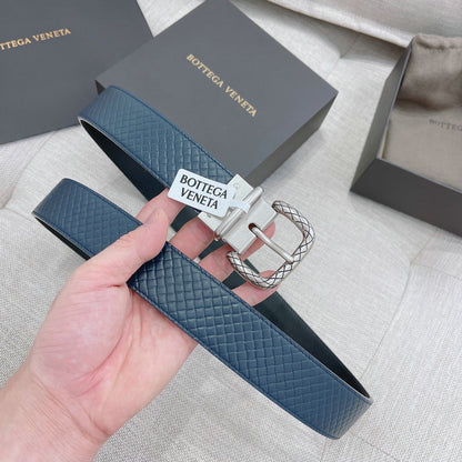 Bottega Veneta Curea - prezentare produs