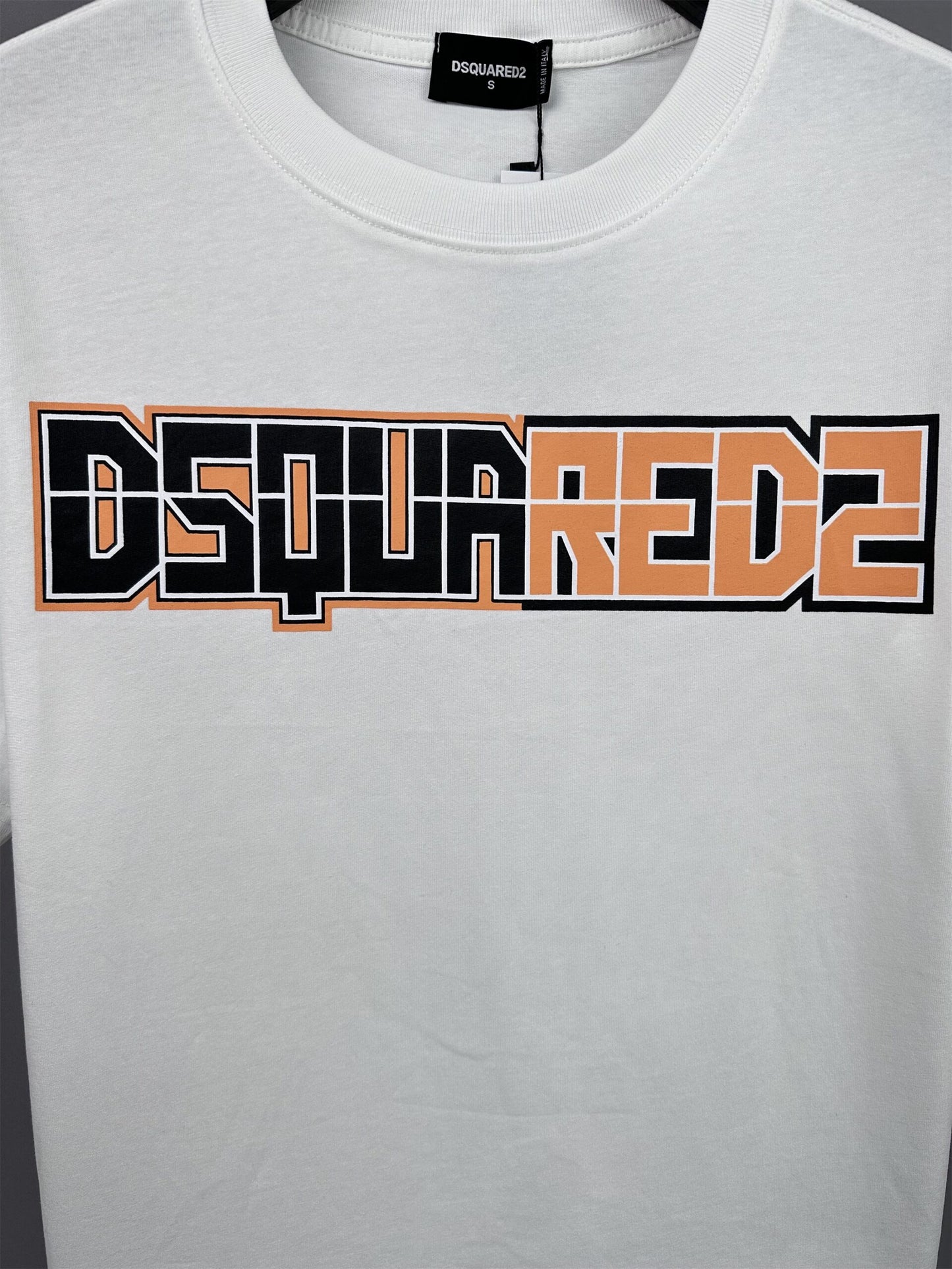 Dsquared2 T Cămașă Dt042 - prezentare produs