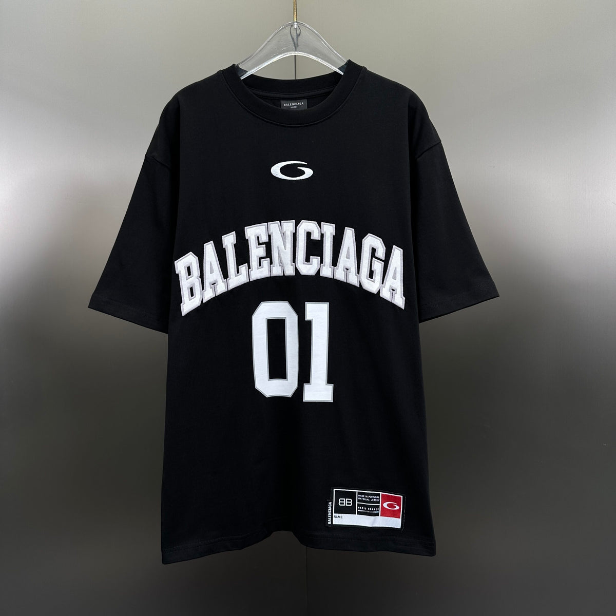 Balenciaga Tricou Exclusive - prezentare produs