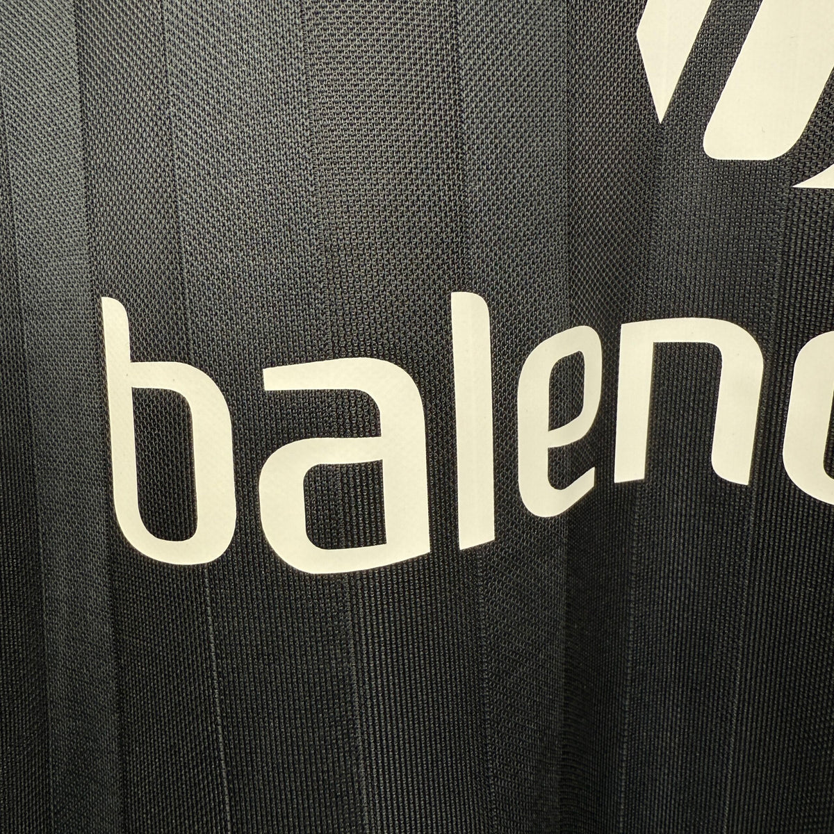 Balenciaga T Cămașă Exclusive - prezentare produs
