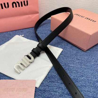 Miu Miu Curea Slim - prezentare produs
