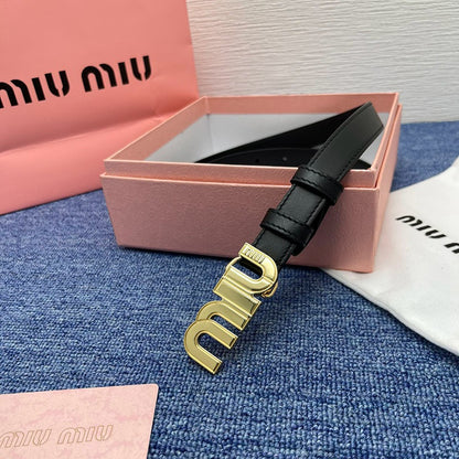 Miu Miu Curea Slim - prezentare produs