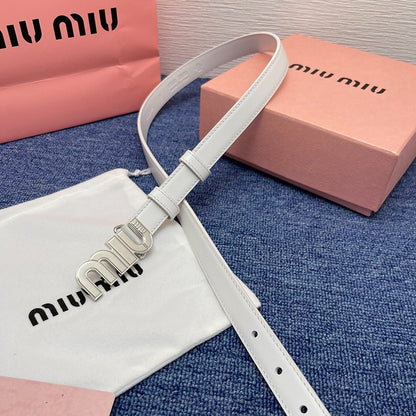 Miu Miu Curea Slim - prezentare produs