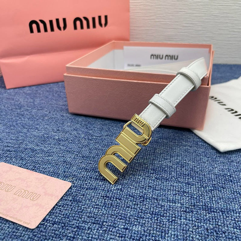Miu Miu Curea Slim - prezentare produs